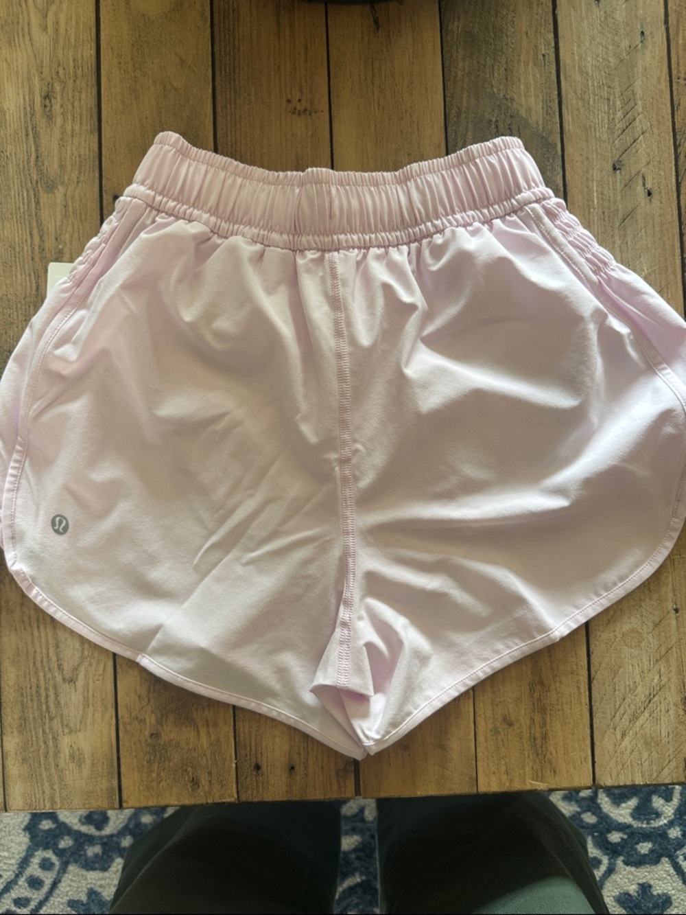 NWT: Lululemon: Ruched-Side High Rise 3” length - Picture 6 of 8